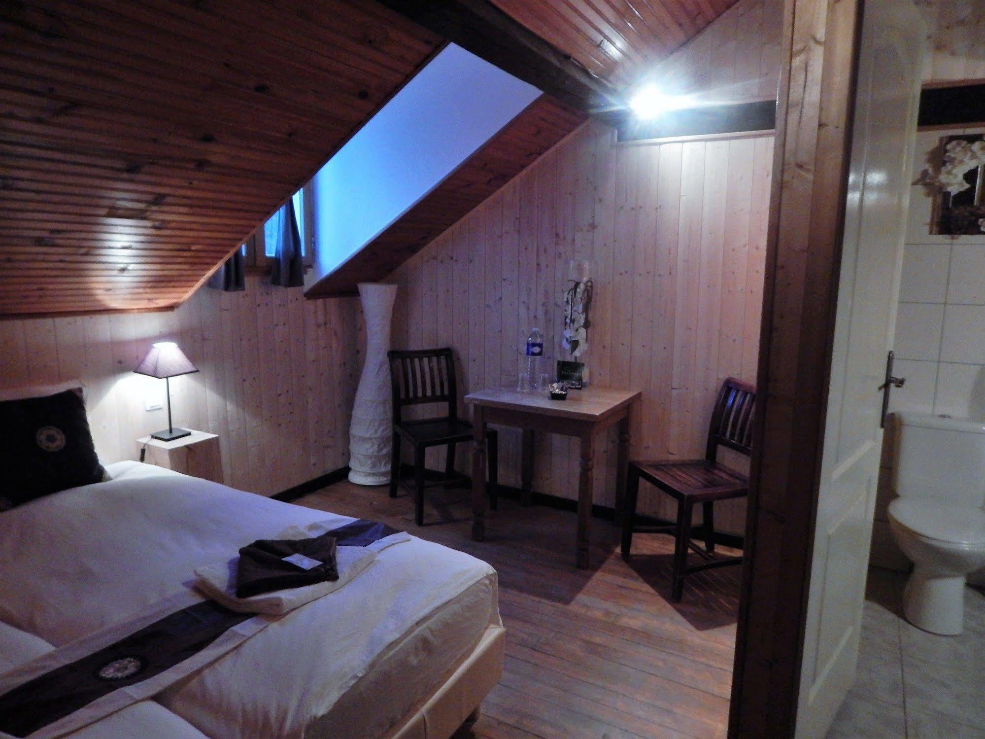 Pyrenees Emotions, Eco-responsables, Nature, Sports Aventures Bed & Breakfast Malvézie